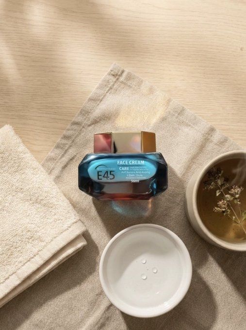 E45 FACE CREAM ANTI-ACNE & DARK SPOTS