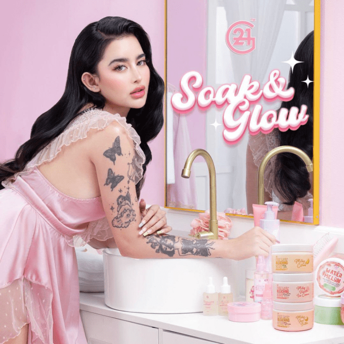 PURE KOJIC BLEACHING SCRUBS